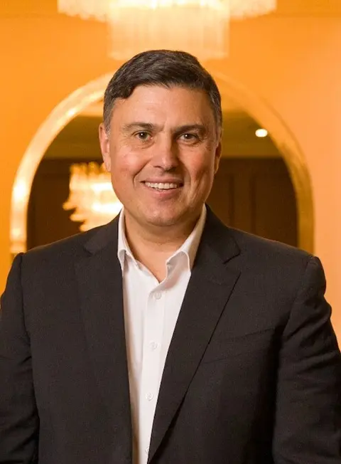 Peter Crinis