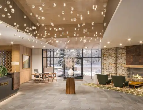 Topnotch Resort