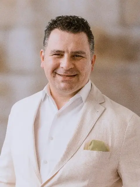 Peter Minatsis