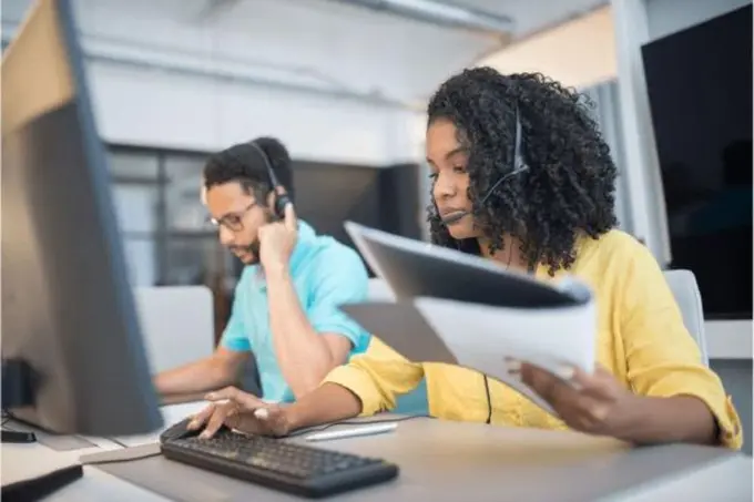 Voice channel success: 3 must-haves for your hotel call center