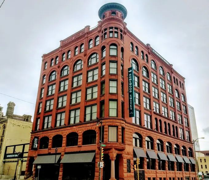 Homewood Suites by Hilton Milwaukee Downtown ......