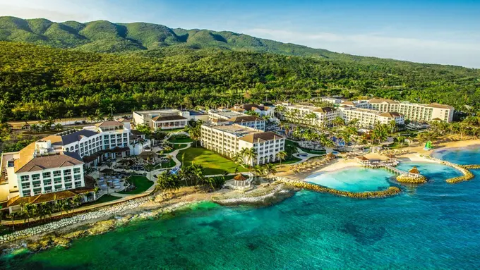 Hyatt Strengthens Leadership in All-Inclusive Segment with Acquisition of Playa Hotels & Resorts N.V.