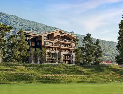 Cabot the Revelstoke Mountain Chalet Offers Nine Luxury Residences With Four  and Five