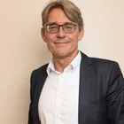 Dr. Andreas Krobath