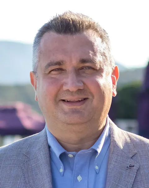 Adnan Yucel