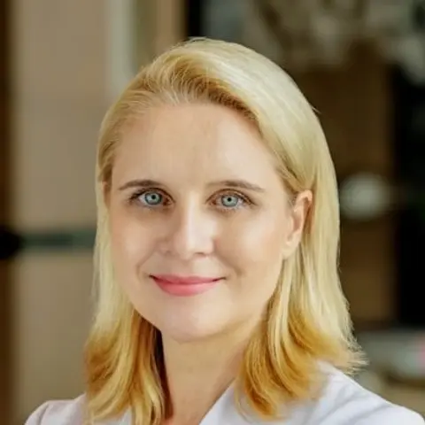 Elena Schwartz