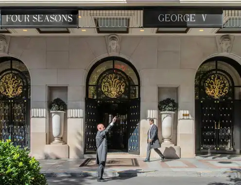Four Seasons Hotel George V, Paris