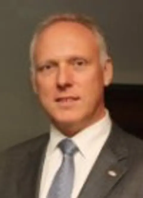 Rex A G Nijhof