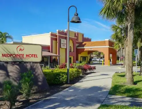 Midpointe Hotel by Rosen Hotels