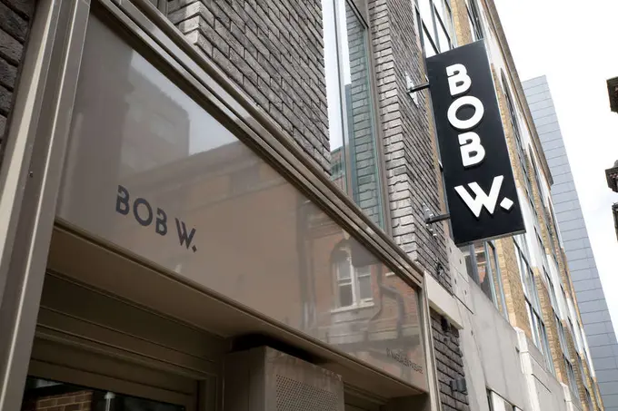 Why Bob W treats hotels like software