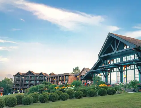 Grandview Lake Placid Exterior 1