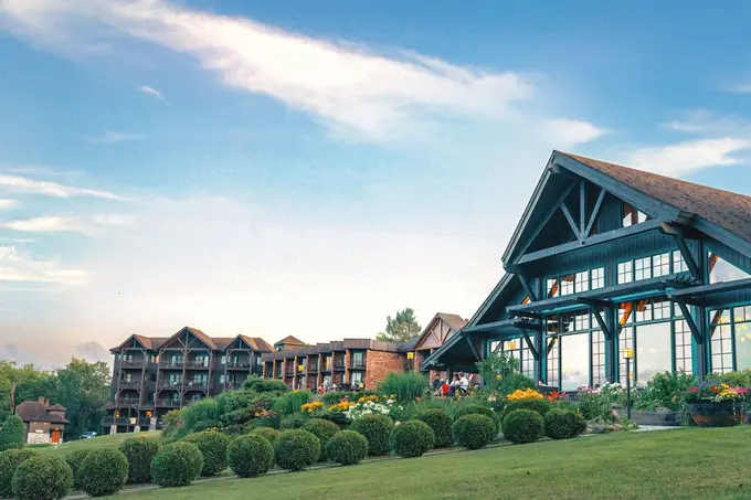 Grandview Lake Placid Exterior 1 ......
