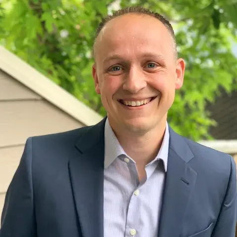 Daniel Benton