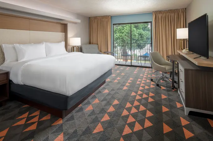 Holiday Inn Portland - Columbia Riverfront, an IHG Hotel ......