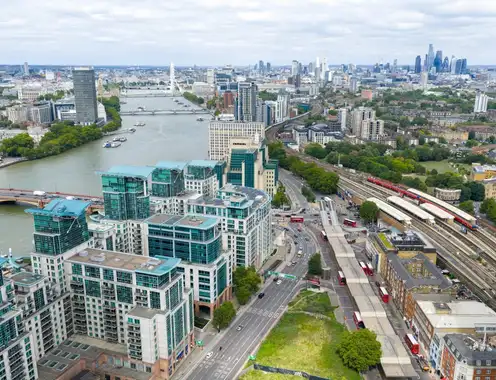 Whitbread begins construction work on new Vauxhall Premier Inn
