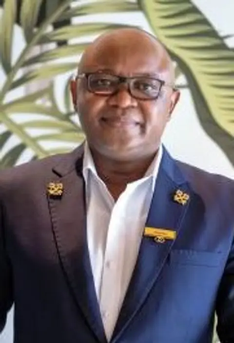 Stephen Simiya