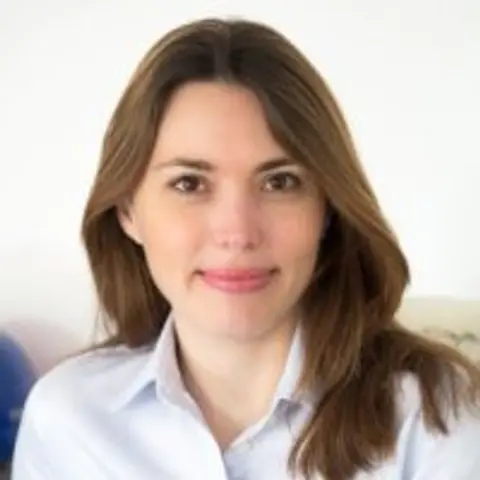 Stephanie Clarke