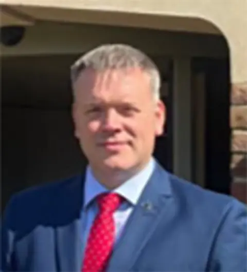Jon Nield