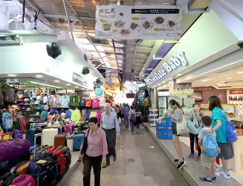 The Rise of Retail Tourism: What Hotels Can Learn From Shopper Behaviour