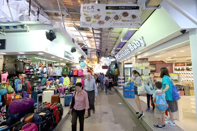 The Rise of Retail Tourism: What Hotels Can Learn From Shopper Behaviour