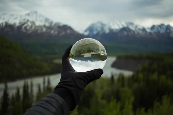 HVS Monday Musings: Crystal Gazing into 2021