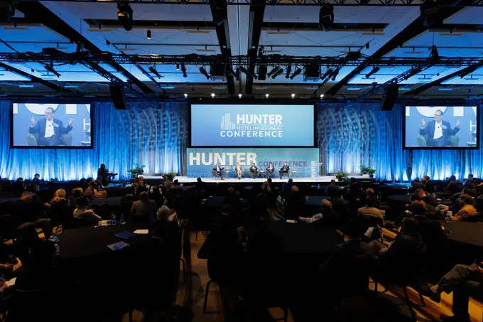 Hunter Hotel Investment Conference Marks Its 35th Year by Honoring Bob Hunter