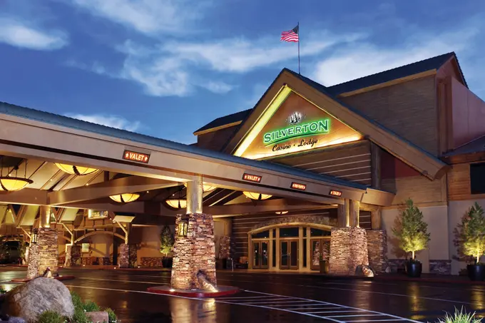 Silverton Casino Hotel ......