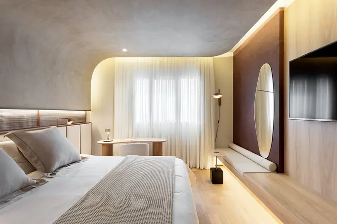 Qoya Hotel Curitiba, Curio Collection by Hilton ......