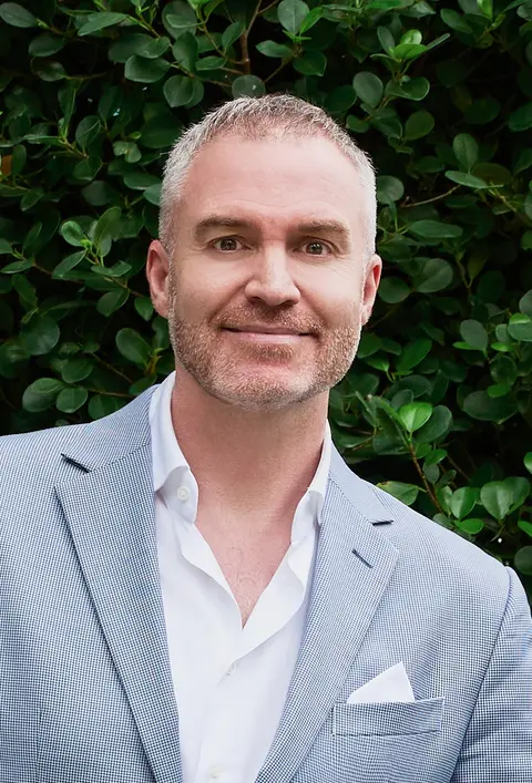 Simon McHendry