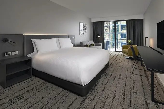 Courtyard by Marriott Brisbane South Bank ......