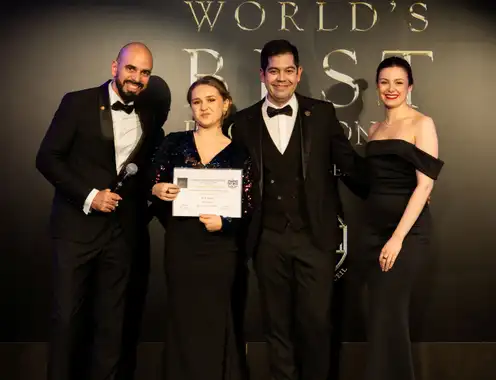Mateja Simic Crowned World