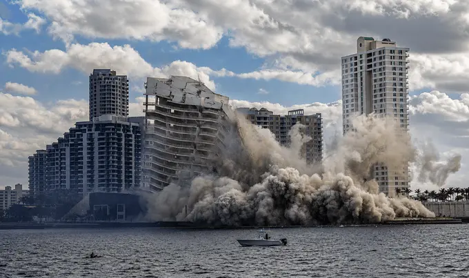 Mandarin Oriental Miami implosion, April 12, 2026