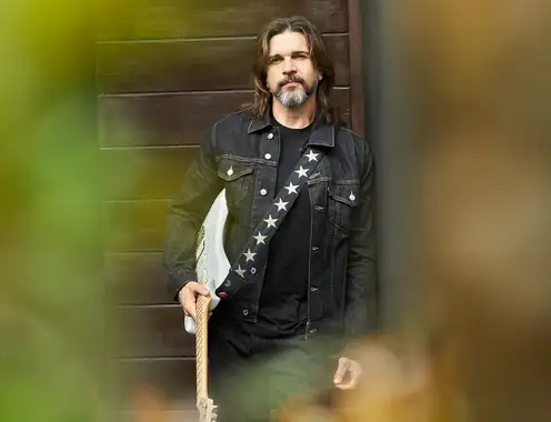 Spend an unforgettable night at JUANES