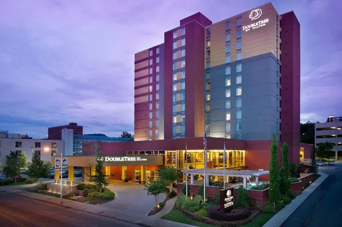 DoubleTree by Hilton Hotel Chattanooga Downtown ......