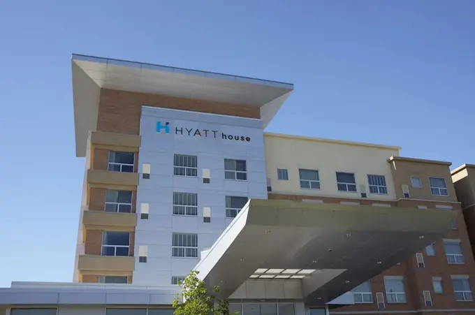 Hyatt House LA - University Medical Center ......
