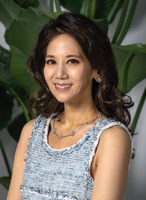 Catherine Lee