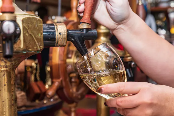 Keg Wine On Tap: A Swiss Sustainable Innovation