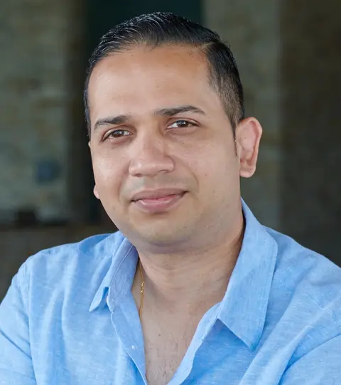 Derek Charles Gomez