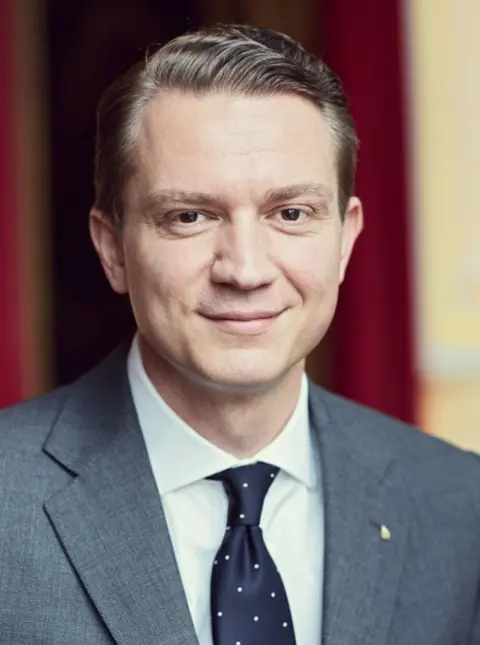 Stefan Noll