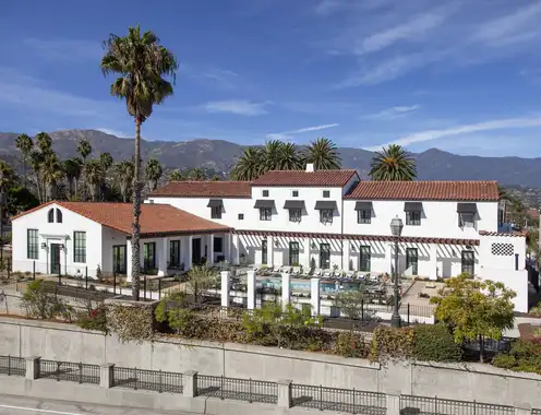 Moxy Santa Barbara