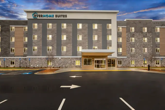 Everhome Suites Atlanta Newnan ......