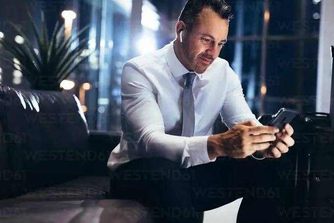 On-the-Go and In-the-Know: Why Mobile Procure-to-Pay is the Key to Gaining a Competitive Advantage in Hospitality