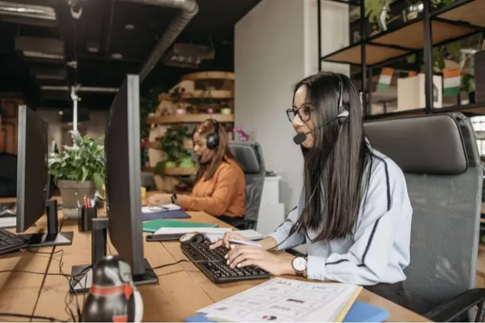 Hotel call center 101: Elevate the guest experience and drive direct bookings
