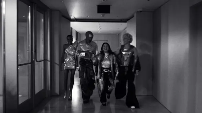 Hilton Debuts Creative TV Spots Featuring GRAMMY?Winning Laufey, Celebrating Fans on Music