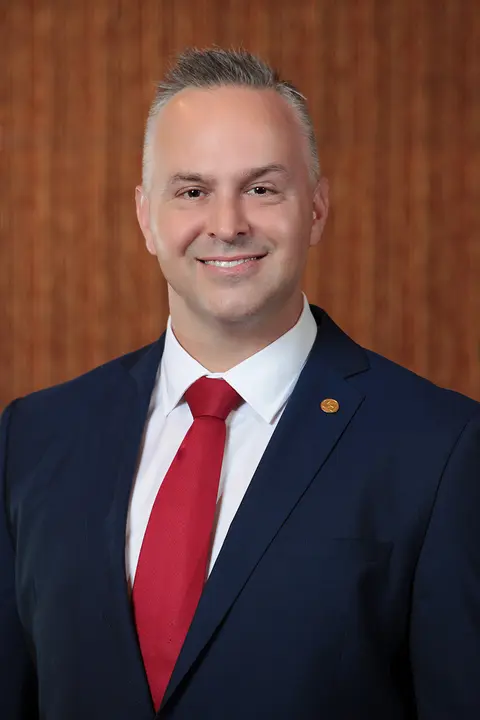 Oliver R. Faull
