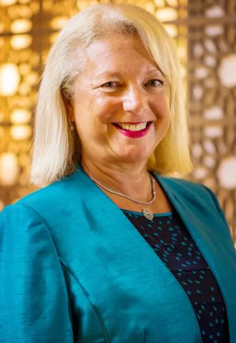 Anna-Marie Dowling