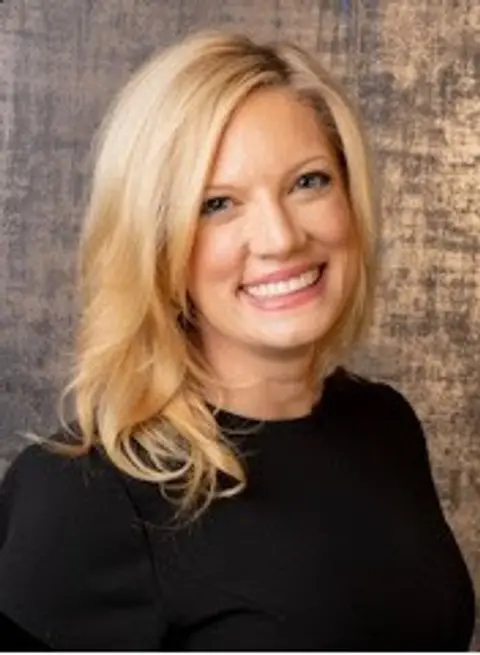 Ashley Ochse