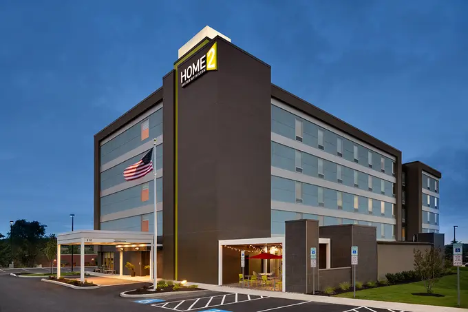 Home2 Suites by Hilton Harrisburg North ......