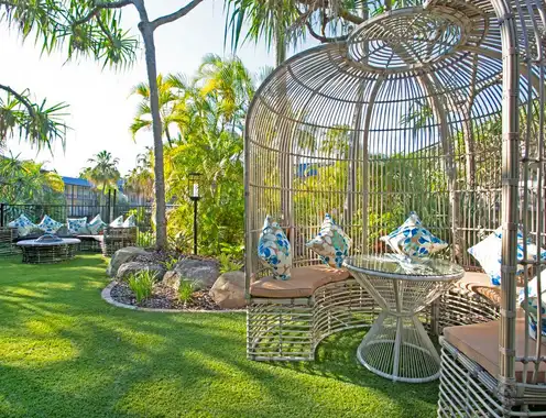 Iconic Hotel Reborn As Mantra Club Croc