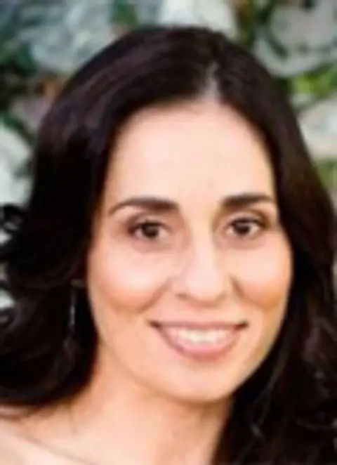 Carmen Cruz